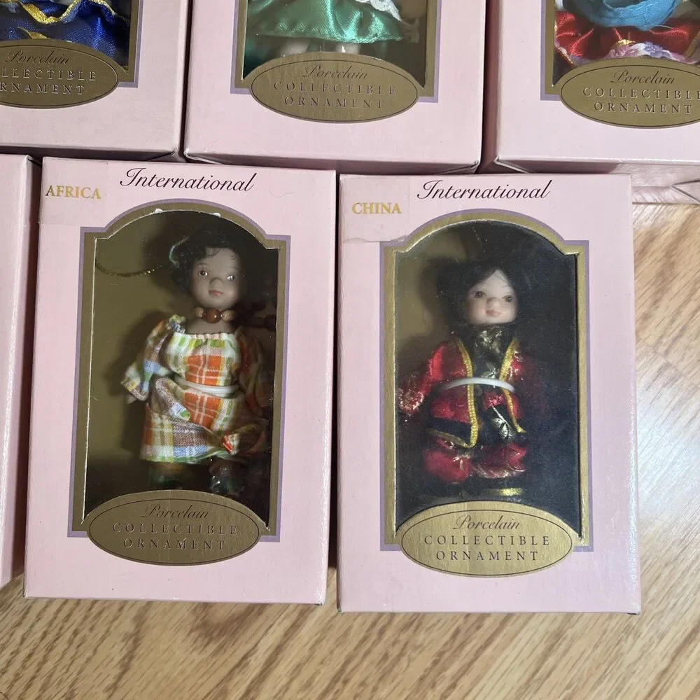 2005 Fun Bobby Qty 7 DG Creations International Porcelain Collectible Ornaments